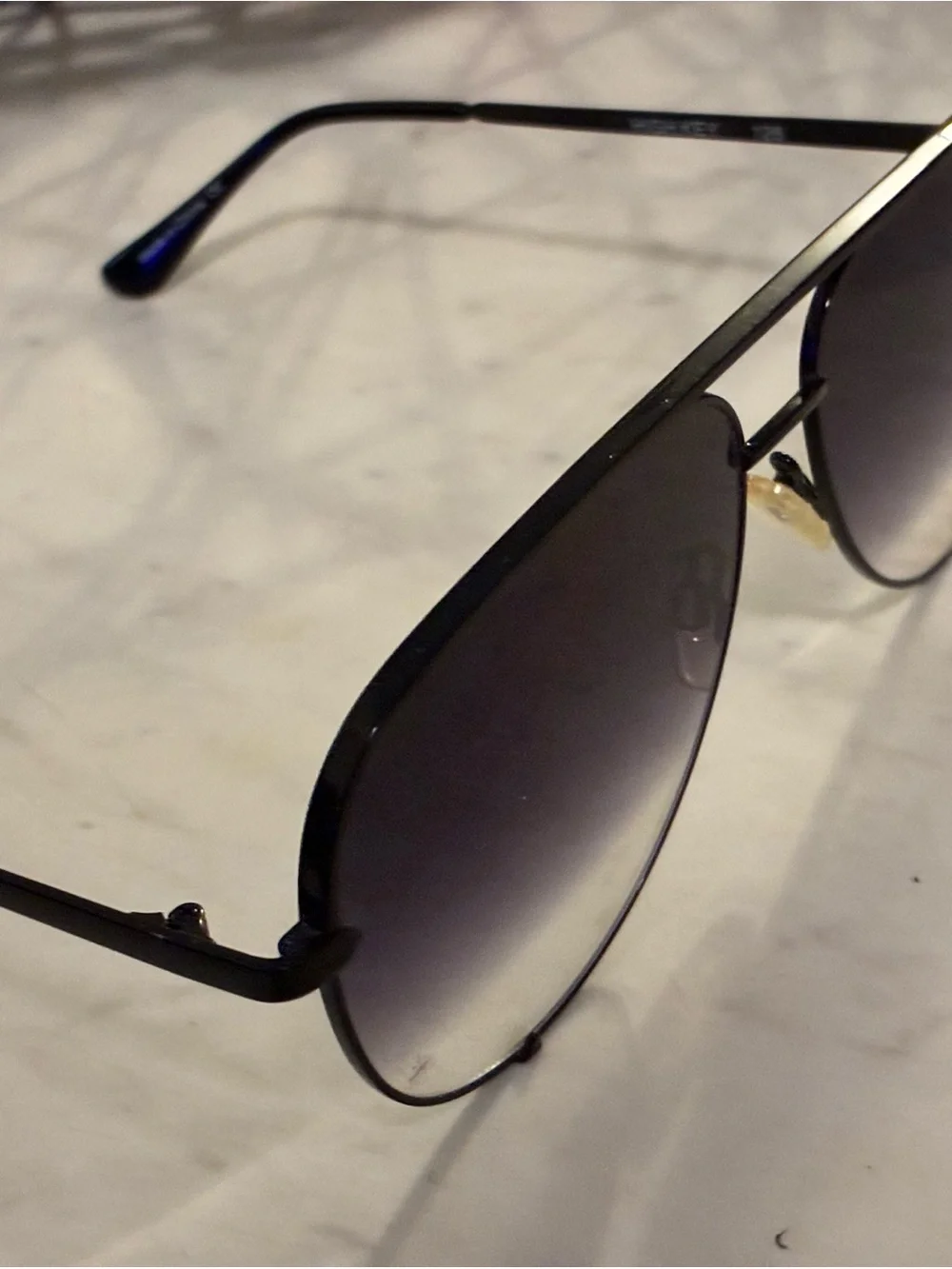 QUAY - Men's Black Aviator Sunglasses